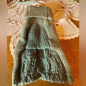 Dog/Puppy Sweater, Light Green, XS, Handmade, NWOT